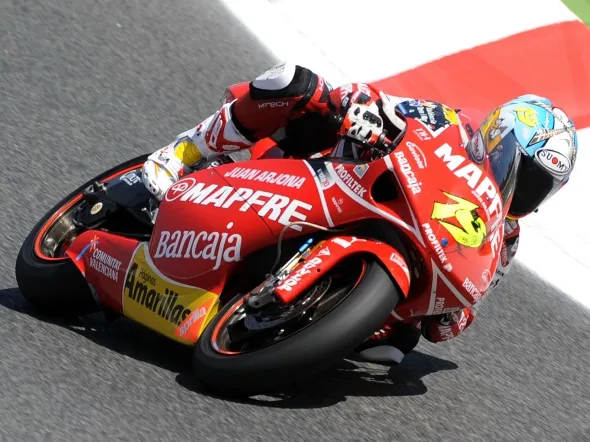alvaro bautista 250cc race barcellona