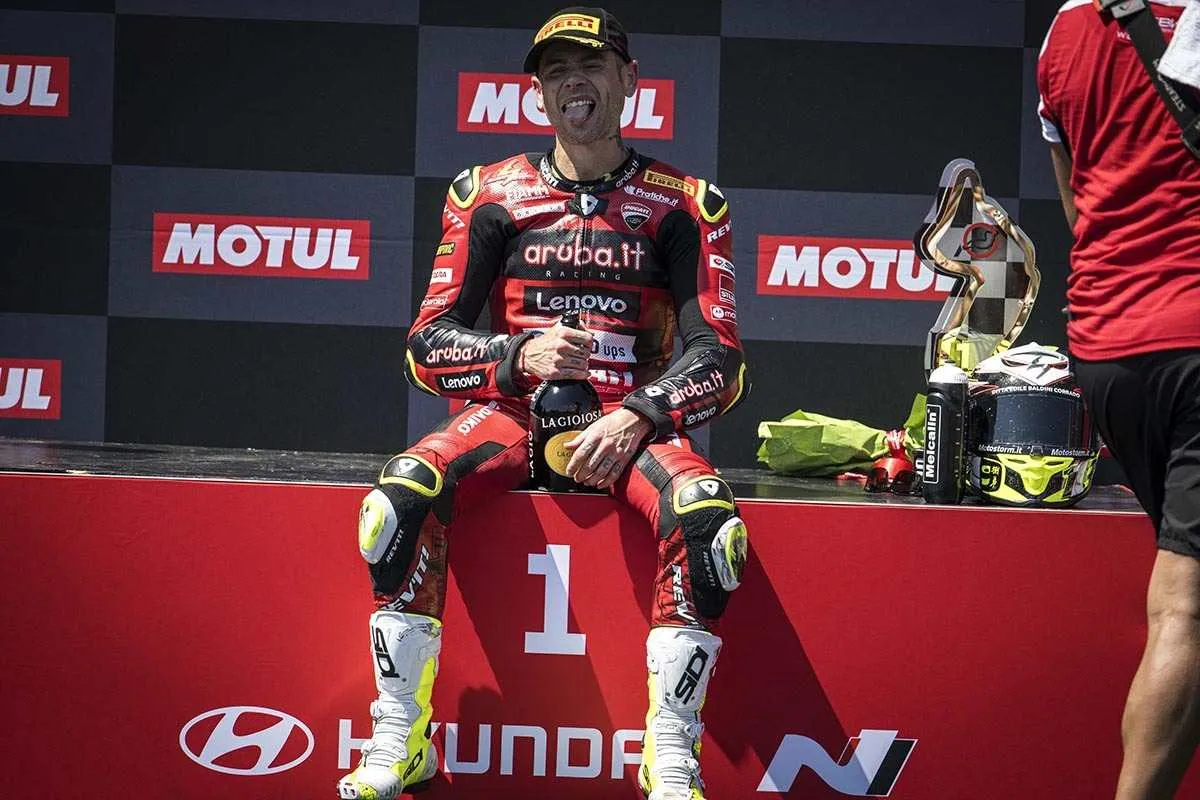 alvaro bautista 6