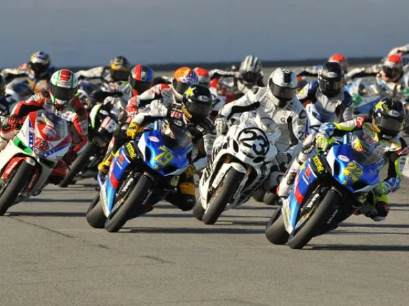 ama daytona tire test 2011 preview 1