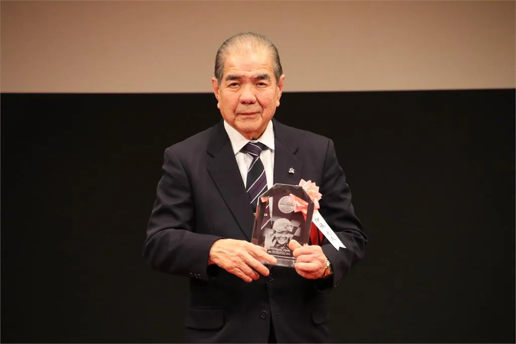 an ftp upload dinetpubftpftpsuzukiracingcomftpimagesfor release3 181215mitsu itomfjhall of famejpg