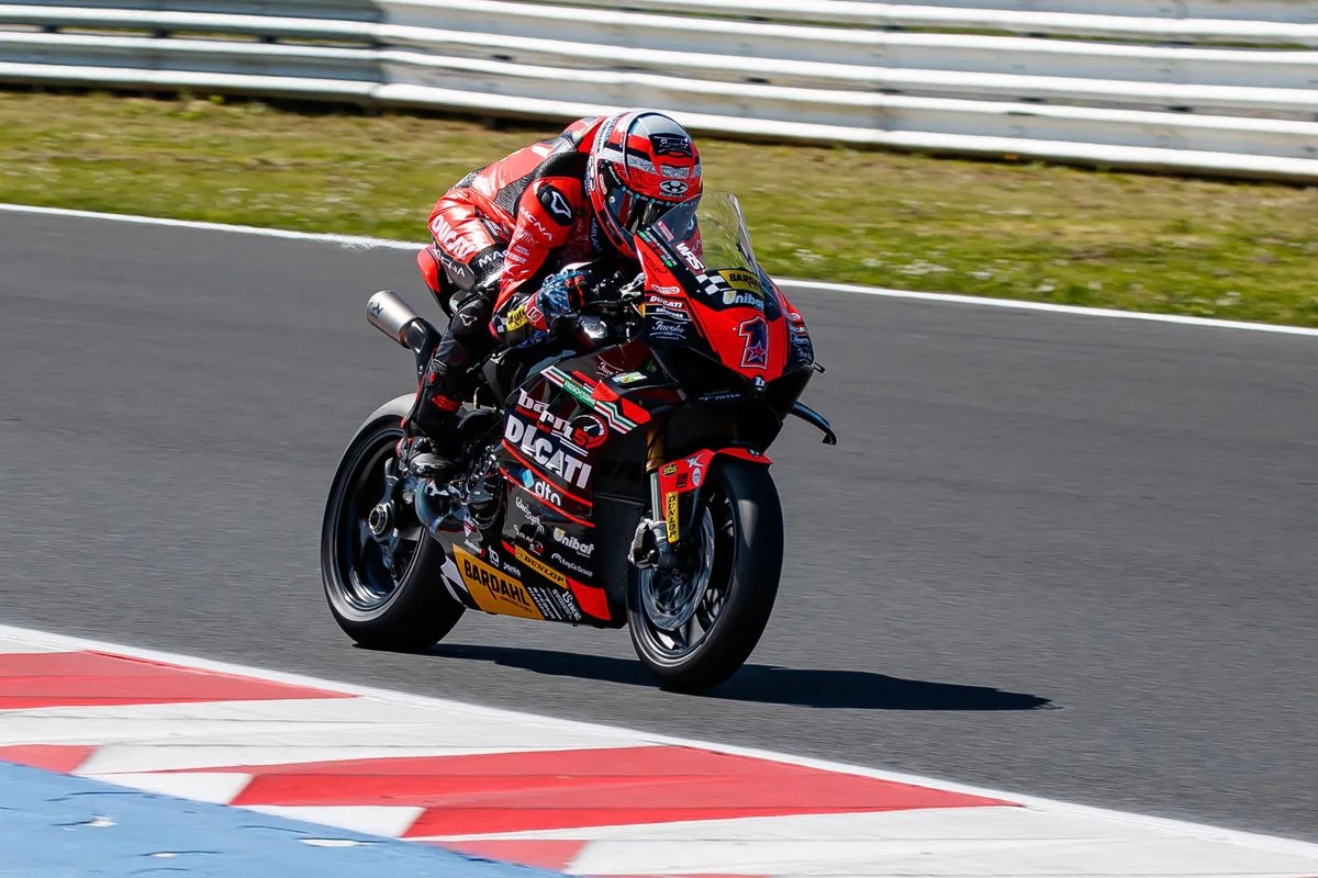 Riscossa Michele Pirro nel CIV Superbike al Mugello