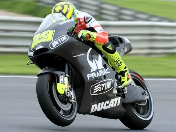 andrea iannone ducati motogp valencia 1