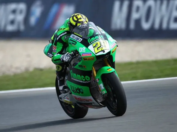 andrea iannone moto2 brno 2010