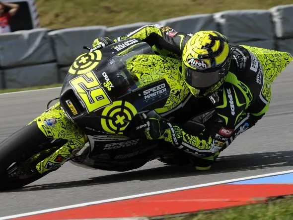 andrea iannone moto2 brno gara 2011