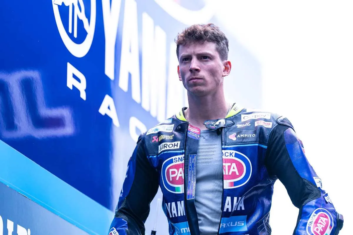andrea locatelli yamaha superbike