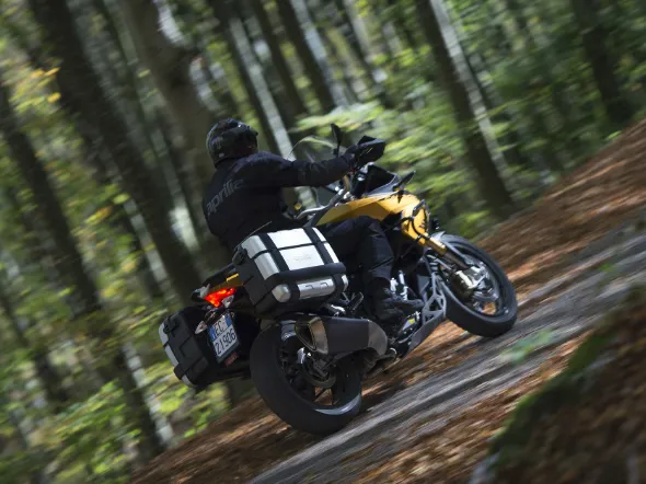 aprilia caponord 1200 rally 2