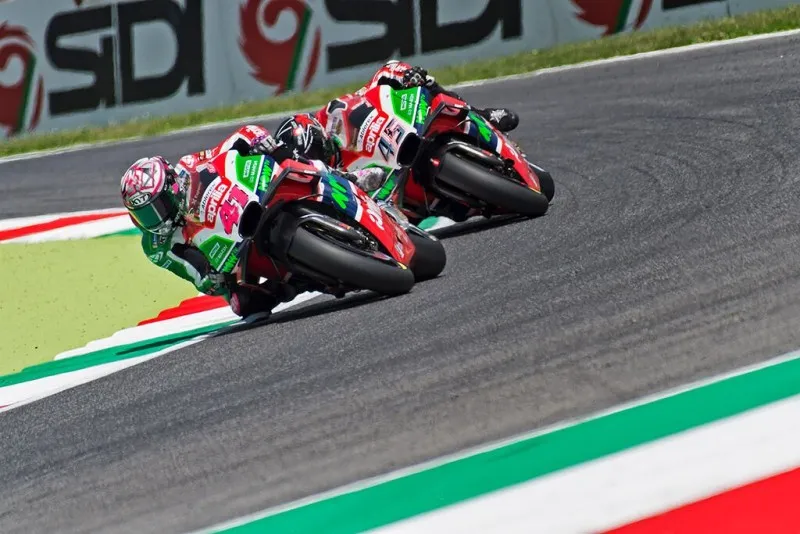 apriliaduo1024 lan2003 preview e1528097378806