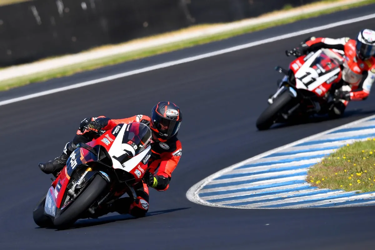 asbk australian superbike test phillip island 2024