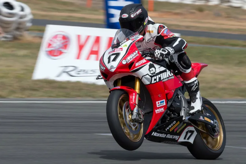 asbk wakefield 2016 free practice 1