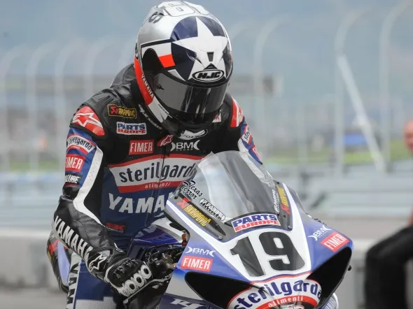 ben spies win race 1 miller superbike