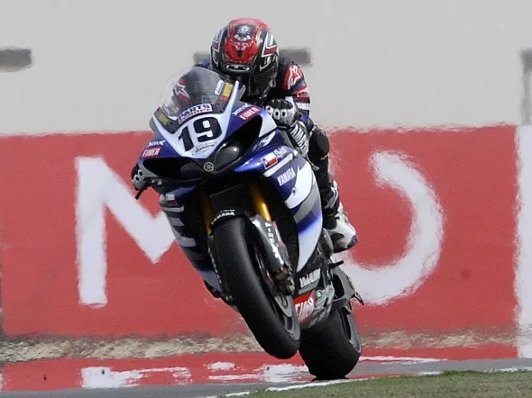 ben spies win race1 losail superbike 2009