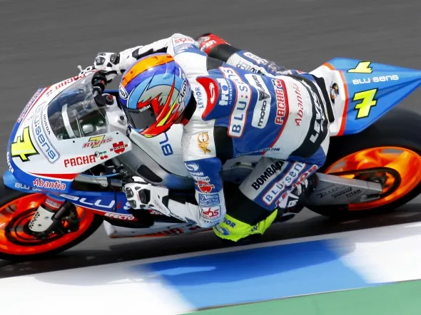 blusens bqr honda moto2 cev 2009