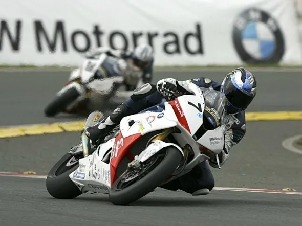 bmw alpha technik nigon vos idm superbike