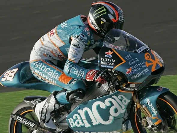 bradley smith 125cc bancaja aspar team