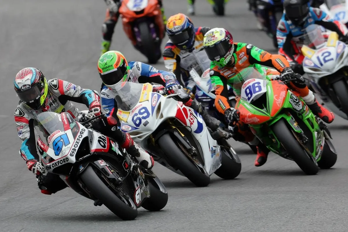 british supersport 2023 action oulton park