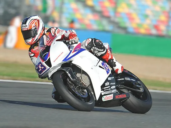 broc parkes honda tenkate magnycours 2012