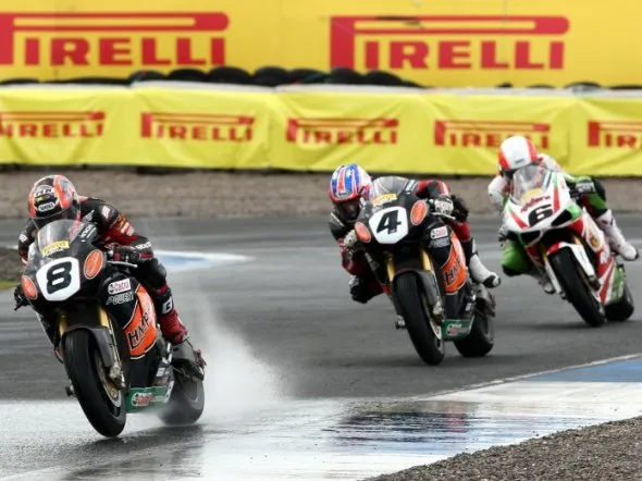 bsb knockhill race1 battle