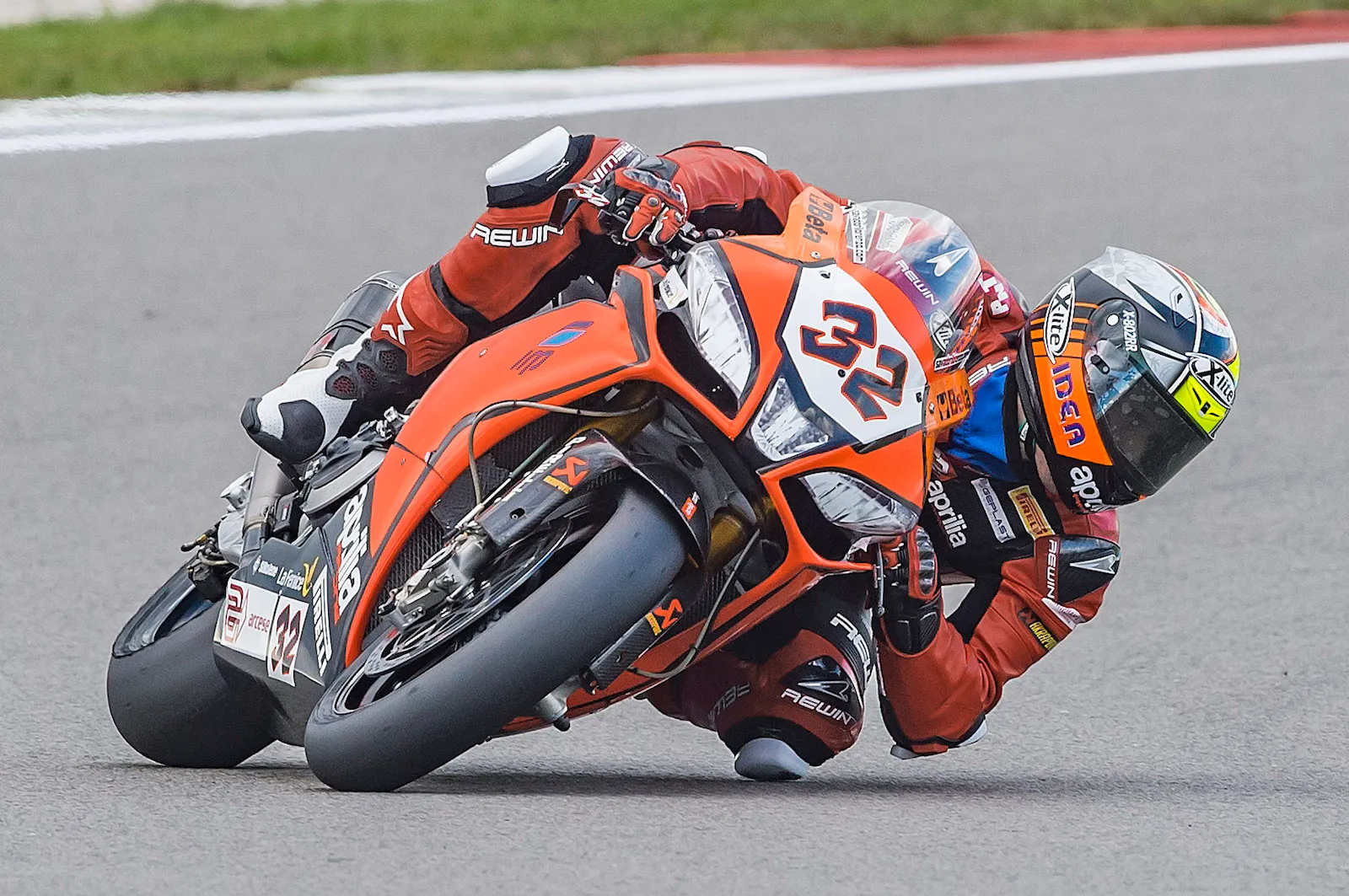 c6dc12af c019 4780 81d0 af2efaf448ae