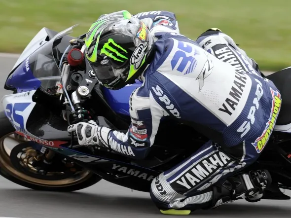 cal crutchlow nurburgring prove