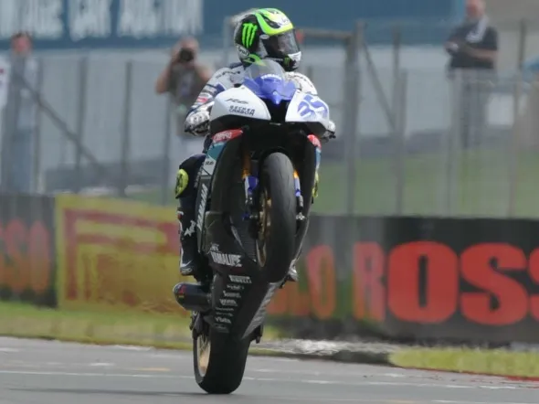 cal crutchlow yamaha donington supersport