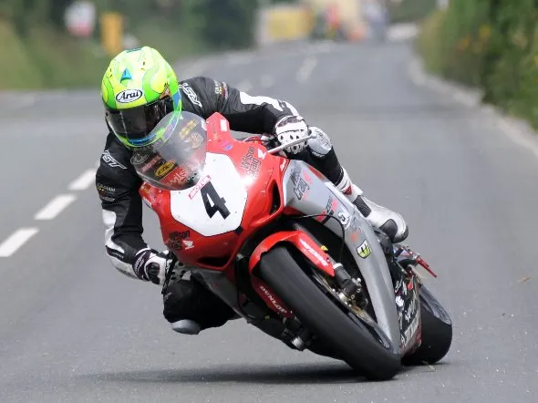 cameron donald tt superbike 2012