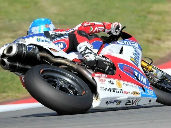 carlos checa portimao 2012 review