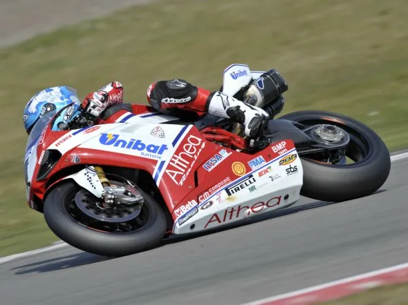 carlos checa review assen 2011