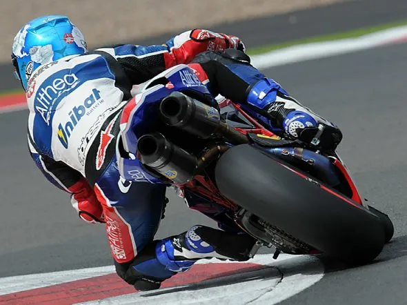 carlos checa silverstone 2010