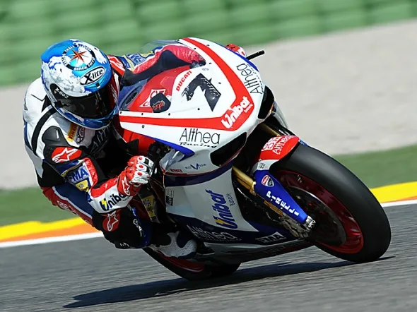 carlos checa valencia gare superbike