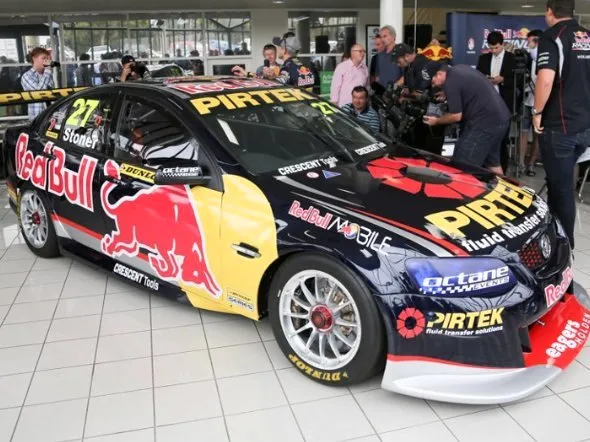 casey stoner holden 2013 2