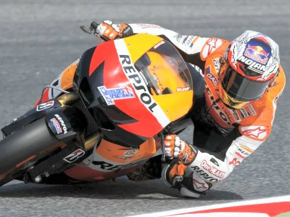 casey stoner race silverstone 2012