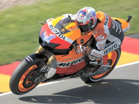 casey stoner warm up sachsenring 2012