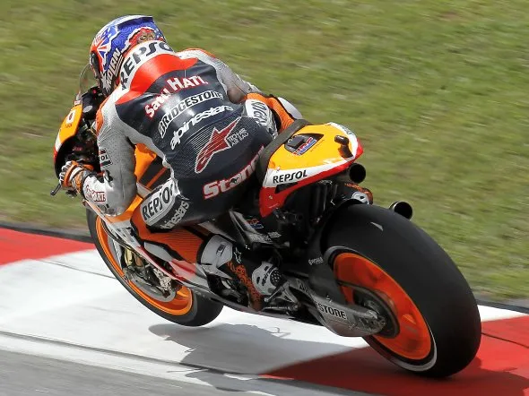 casey stoner warmup sepang 2011 2