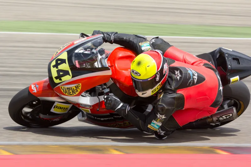 cevmoto2 race1 aragon 1