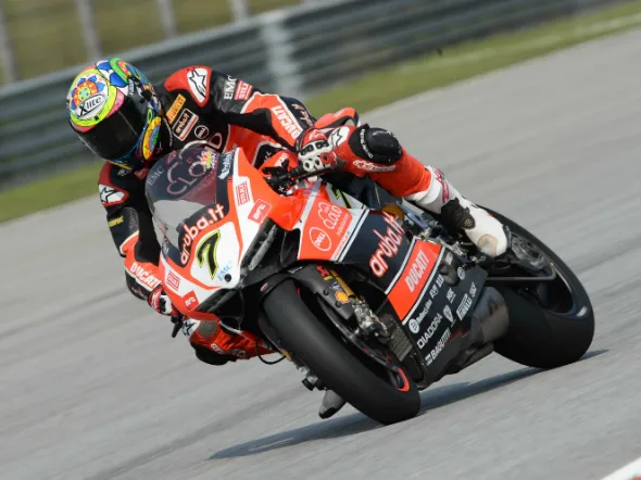 chaz davies race2 sepang 2015