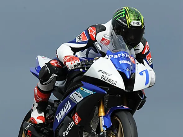 chaz davies yamaha r6 portimao