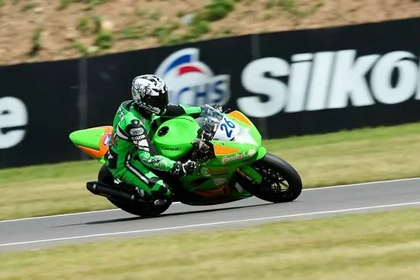 chris martin mallory park practice 2