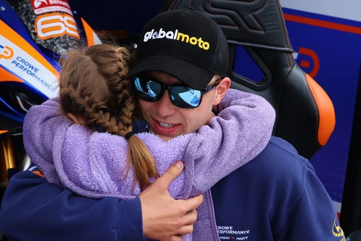 chrissy rouse 2022 box