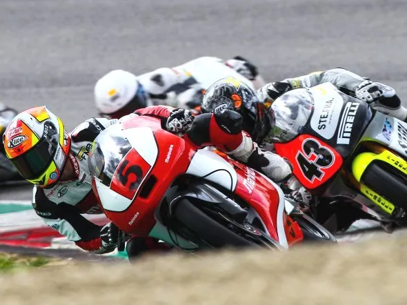 civ mugello race1 2013 2