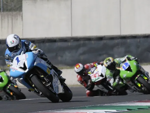 civ preview round8 mugello 2011 2