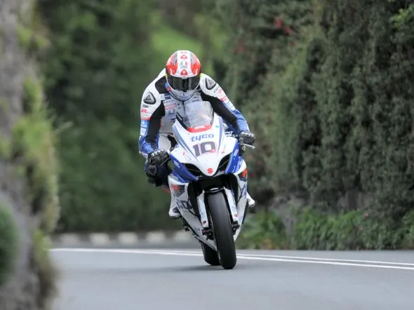 conor cummins tt 2012