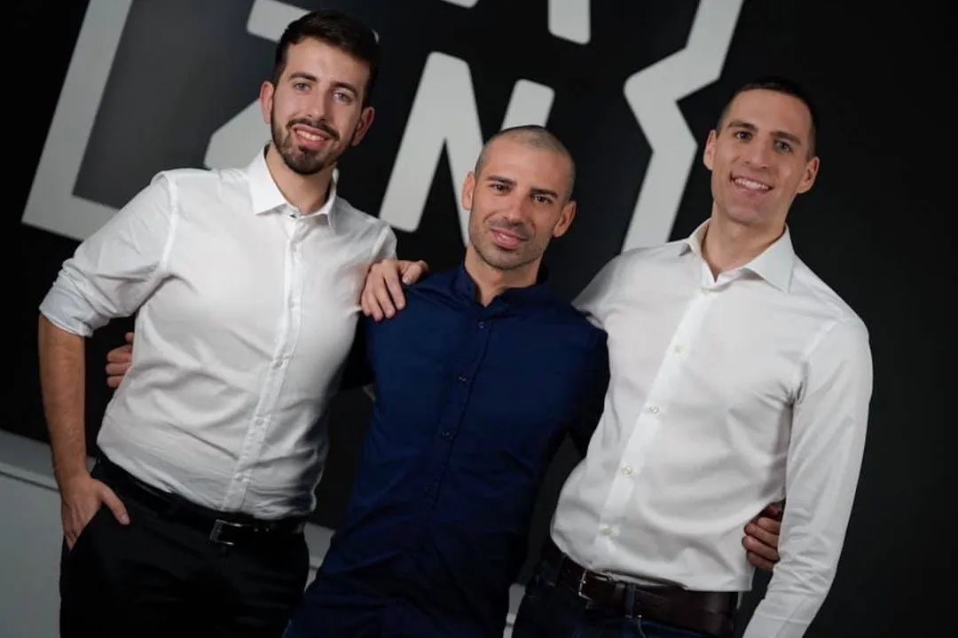 cover dazn melandri e1582029140997