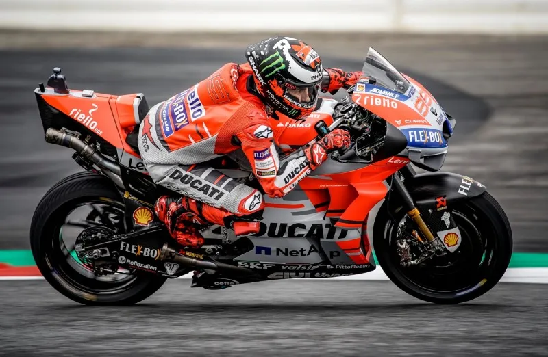 cover ducati 1 e1534054339648