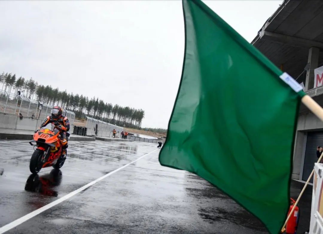 cover motogp kymiring e1587457421517