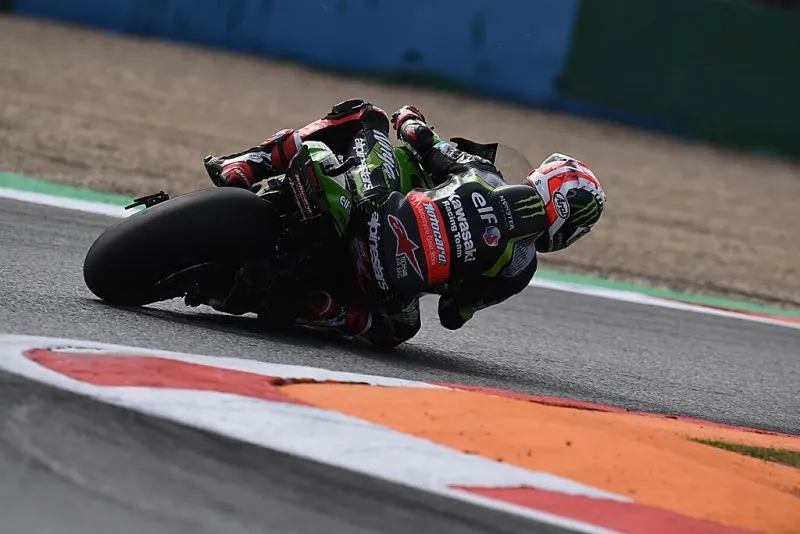 cover rea warm up e1538296513964