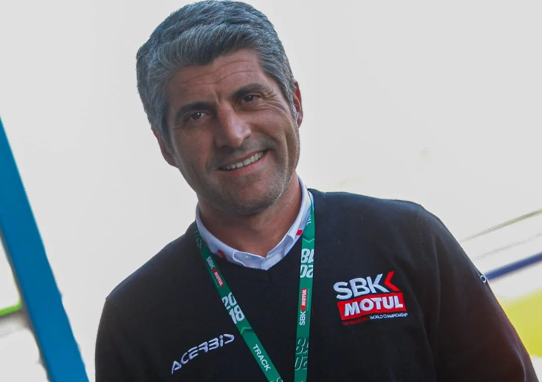 cover superbike e1592577830181