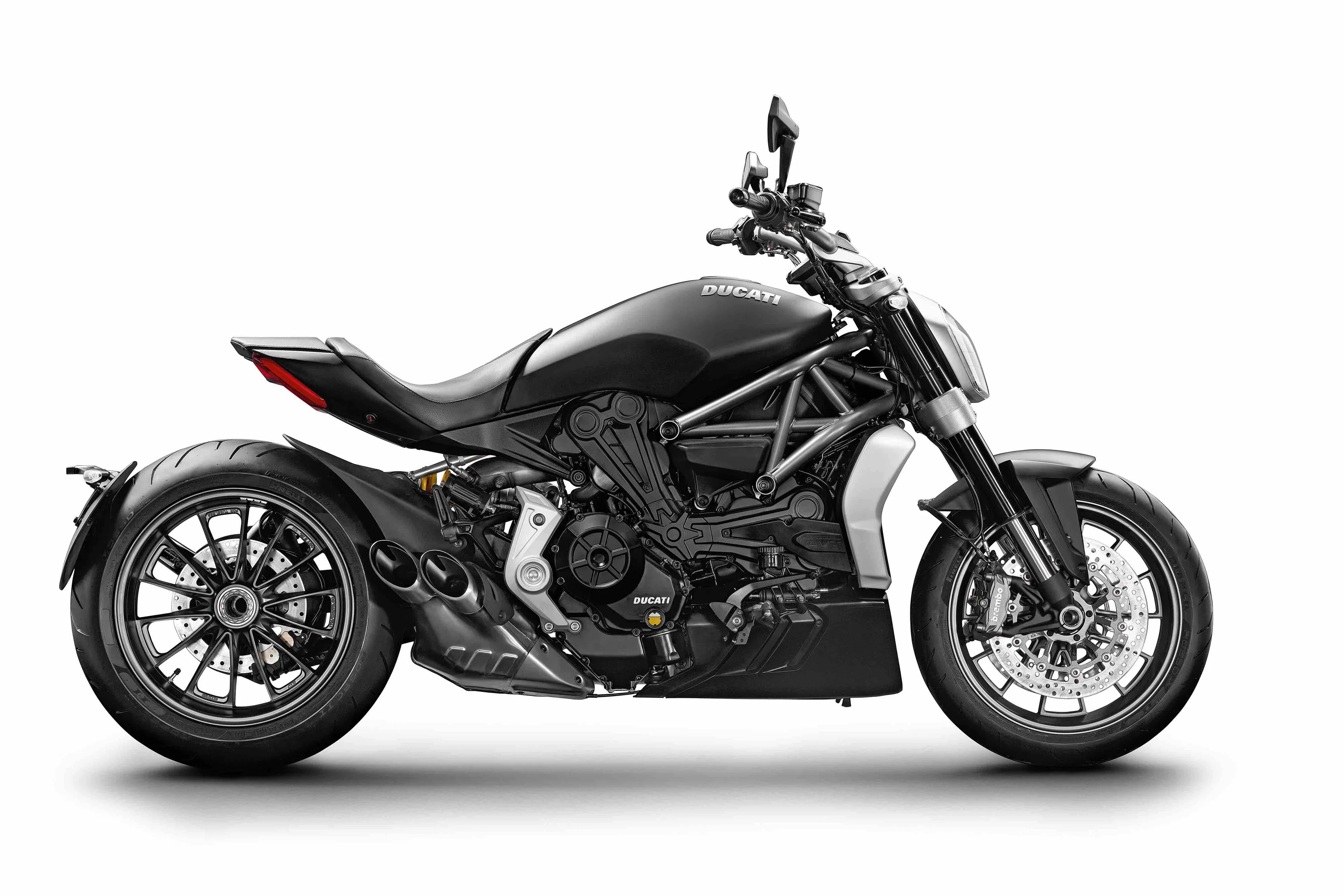 cover xdiavel