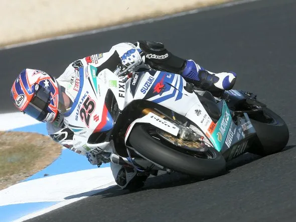 crescent suzuki australia 2012 2