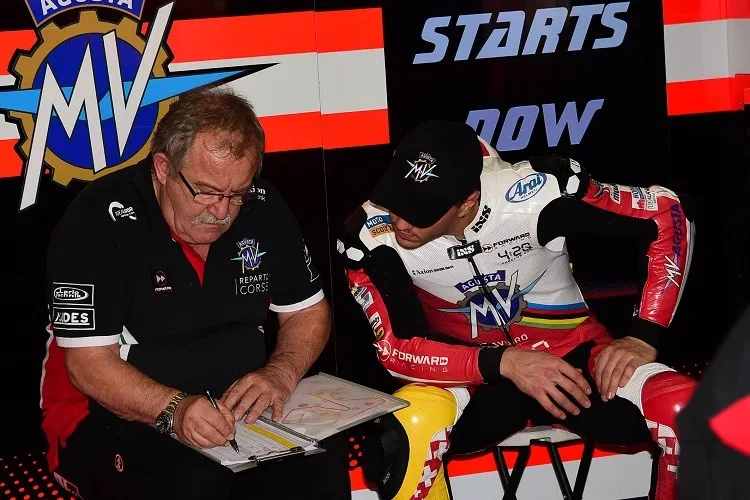 d9480a0fa366406b8a7844632718c001