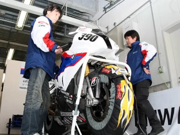 daisaku sakai bmw suzuka 2012 2